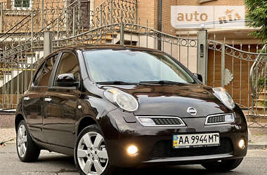 Хэтчбек Nissan Micra 2010 в Киеве