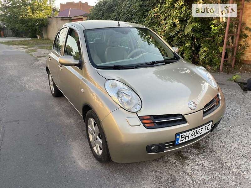 Хэтчбек Nissan Micra 2004 в Одессе