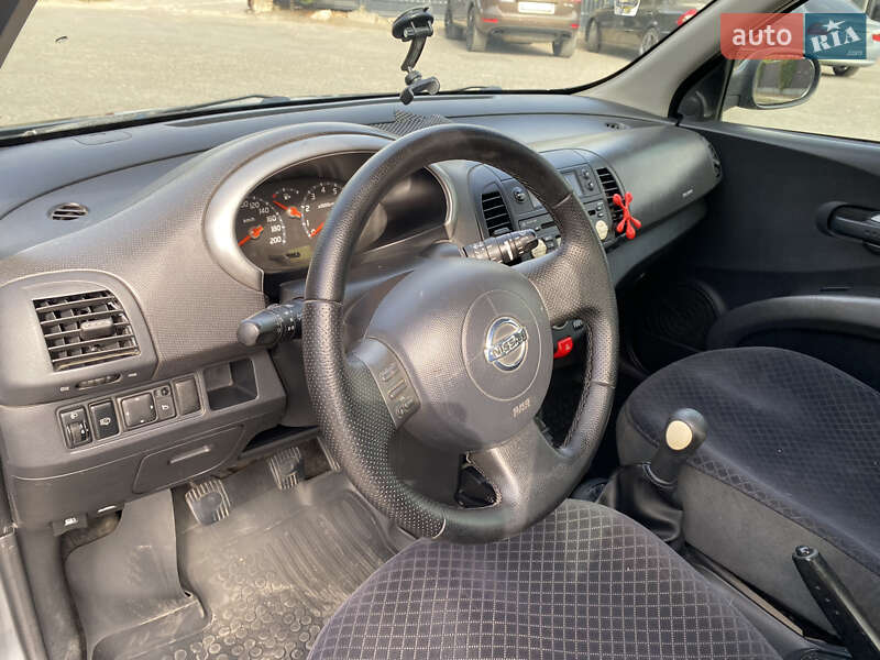 Хетчбек Nissan Micra 2004 в Києві