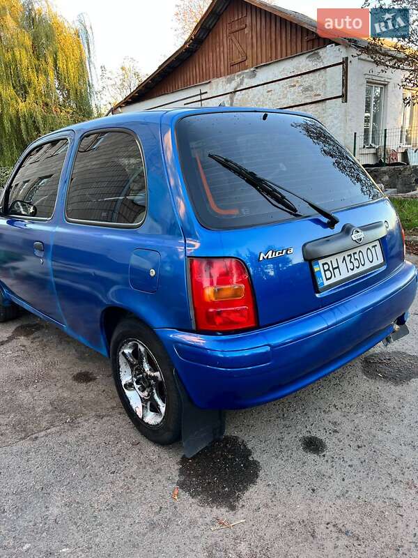Хетчбек Nissan Micra 2000 в Кропивницькому