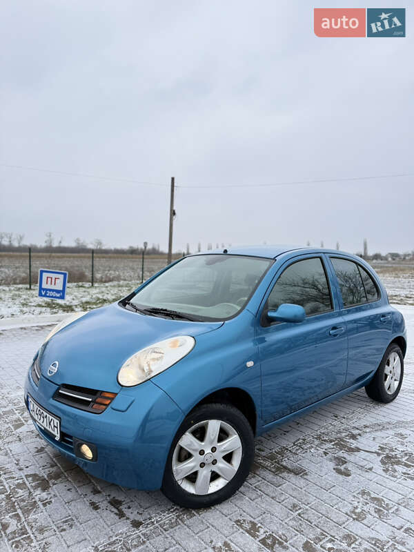 Хэтчбек Nissan Micra 2004 в Золотоноше