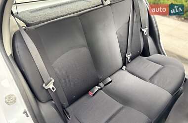 Хетчбек Nissan Micra 2013 в 