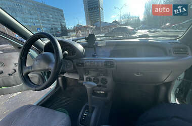 Хэтчбек Nissan Micra 1994 в 