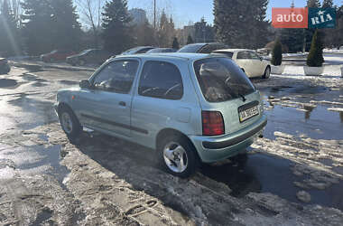 Хэтчбек Nissan Micra 1994 в 