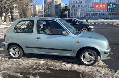Хэтчбек Nissan Micra 1994 в 