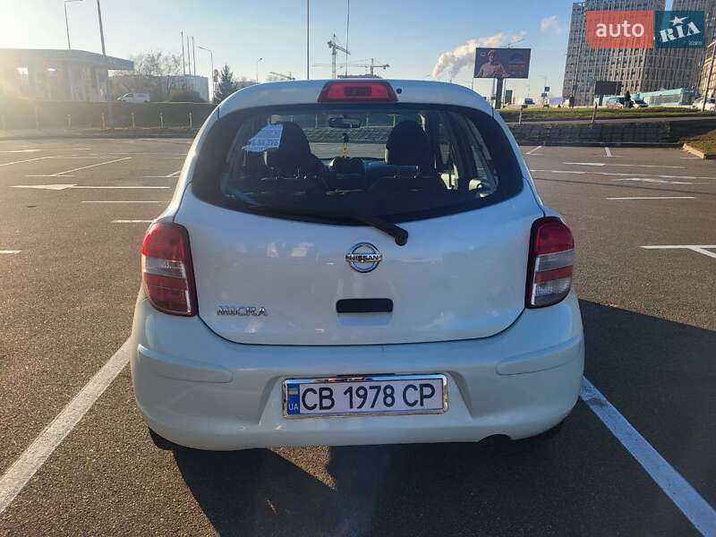 Хетчбек Nissan Micra 2013 в Києві