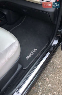 Хэтчбек Nissan Micra 2008 в 
