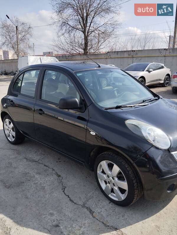 Хэтчбек Nissan Micra 2010 в Харькове