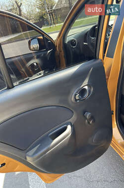 Хэтчбек Nissan Micra 2013 в 