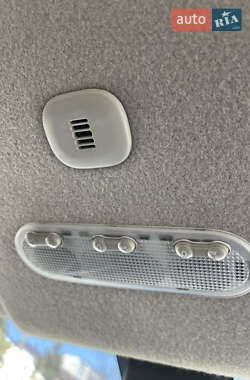 Хэтчбек Nissan Micra 2013 в 