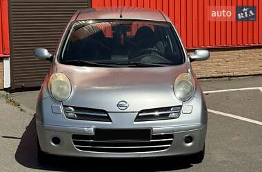 Хетчбек Nissan Micra 2006 в 