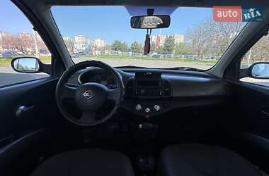 Хетчбек Nissan Micra 2006 в 