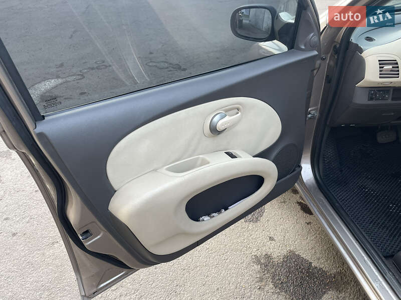 Хетчбек Nissan Micra 2007 в Києві