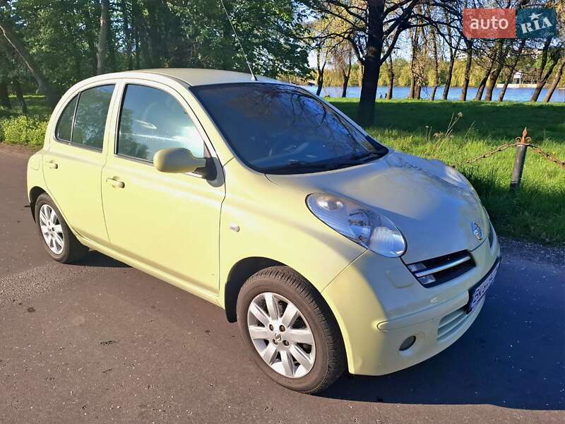 Хэтчбек Nissan Micra 2006 в Ровно фото Хэтчбек Nissan Micra 2006 в Ровно
