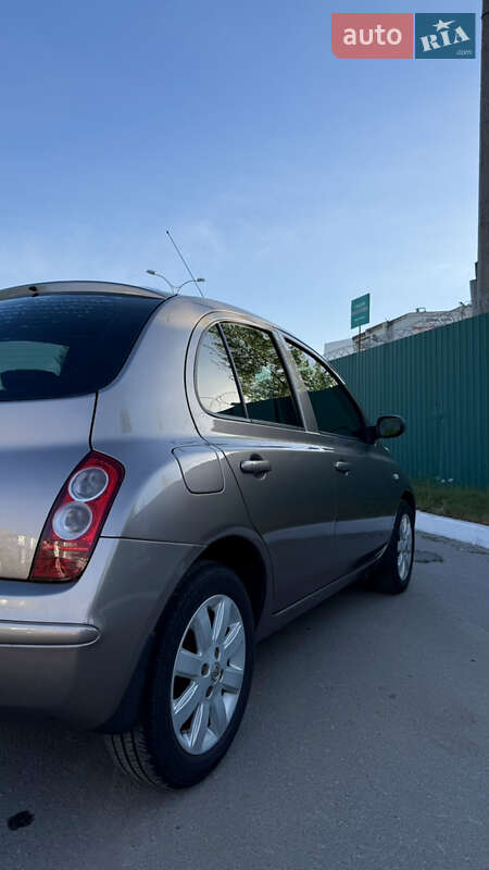 Хетчбек Nissan Micra 2006 в Києві