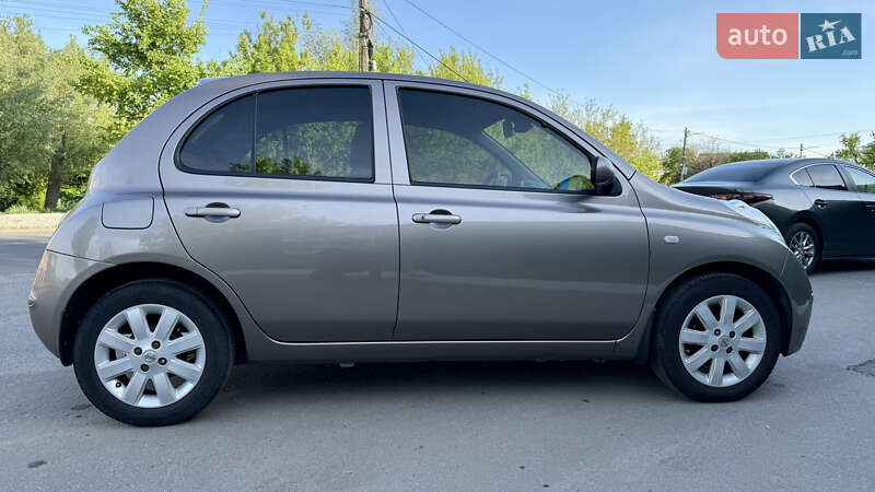 Хетчбек Nissan Micra 2006 в Києві