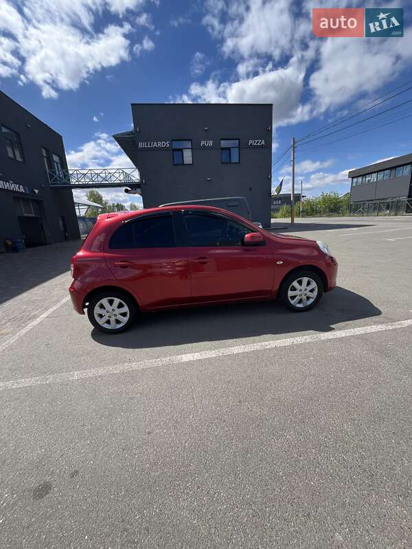 Хэтчбек Nissan Micra 2015 в Киеве