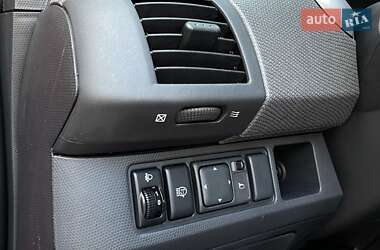 Хетчбек Nissan Micra 2005 в 