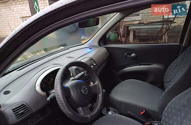 Хетчбек Nissan Micra 2004 в 