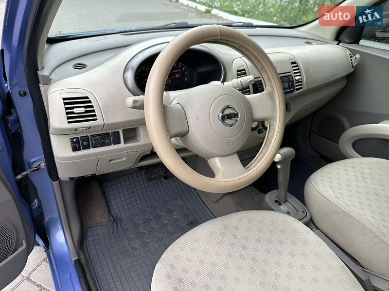 Хетчбек Nissan Micra 2004 в Кропивницькому