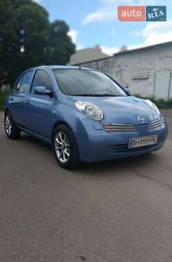 Хетчбек Nissan Micra 2004 в 