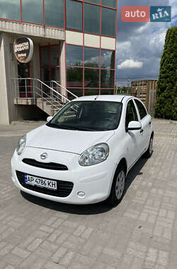 Хетчбек Nissan Micra 2015 в 