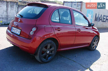 Хетчбек Nissan Micra 2005 в 
