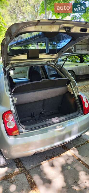Хэтчбек Nissan Micra 2009 в Днепре