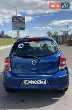 Хэтчбек Nissan Micra 2013 в 