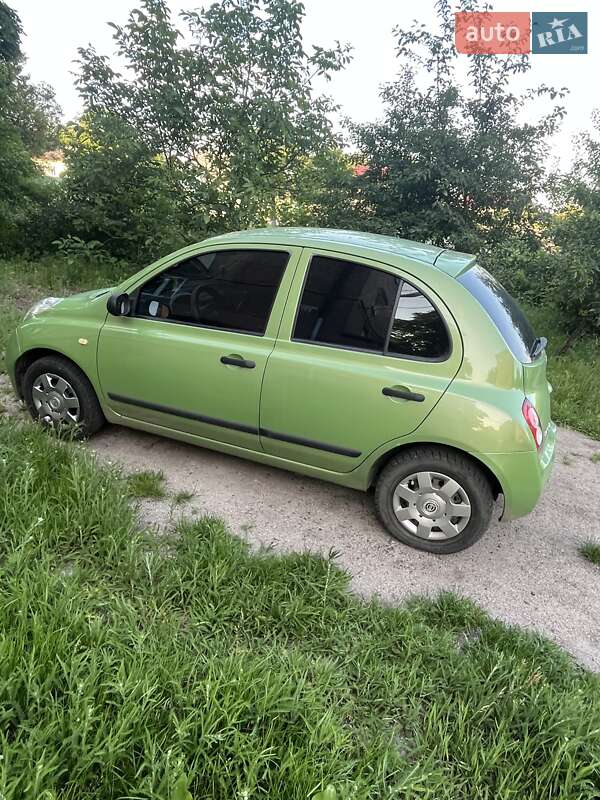 Nissan Micra 2004