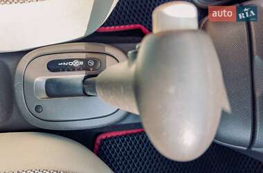 Хэтчбек Nissan Micra 2007 в 