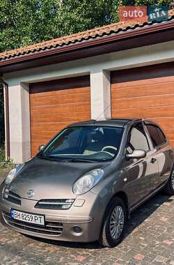 Хэтчбек Nissan Micra 2007 в 