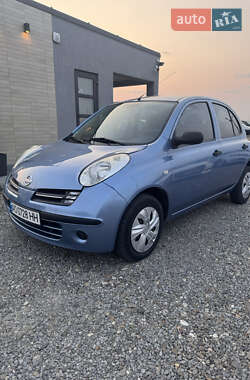Хэтчбек Nissan Micra 2006 в Виноградове
