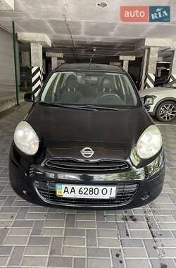 Хэтчбек Nissan Micra 2013 в Киеве