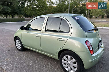 Хетчбек Nissan Micra 2006 в 