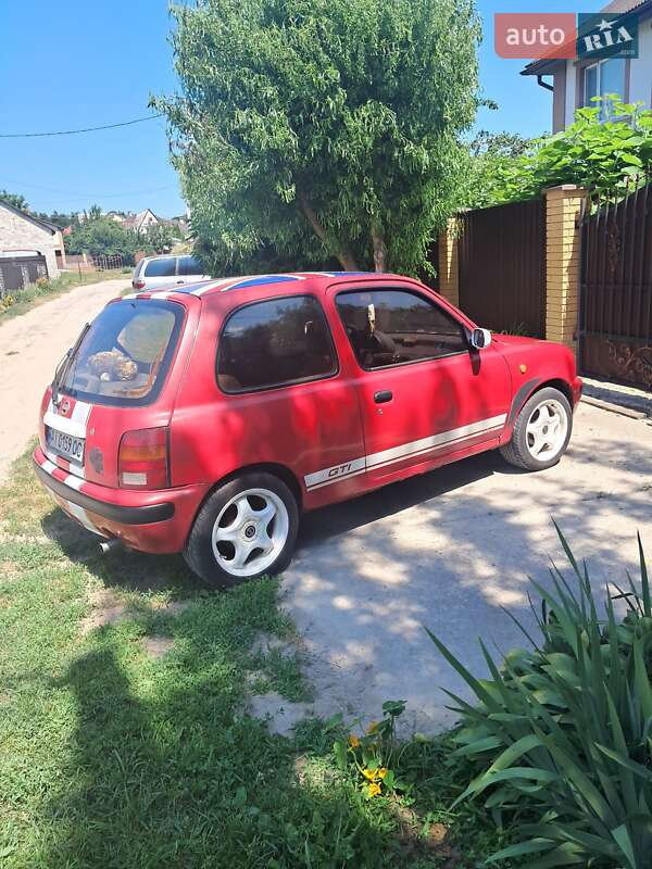Хетчбек Nissan Micra 1998 в Києві