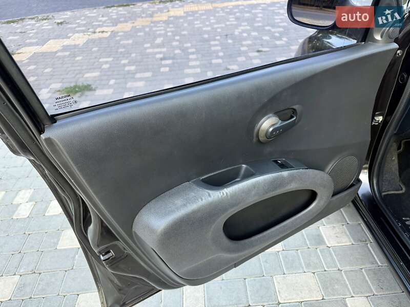 Хэтчбек Nissan Micra 2009 в Одессе