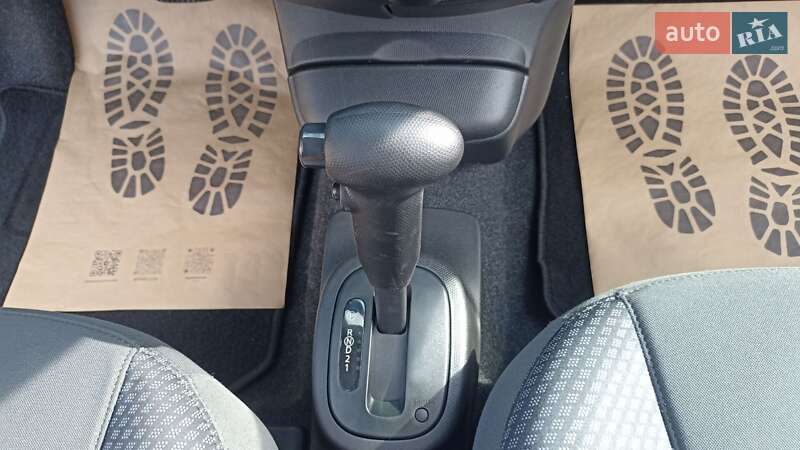 Хэтчбек Nissan Micra 2007 в Луцке фото 12 Хэтчбек Nissan Micra 2007 в Луцке