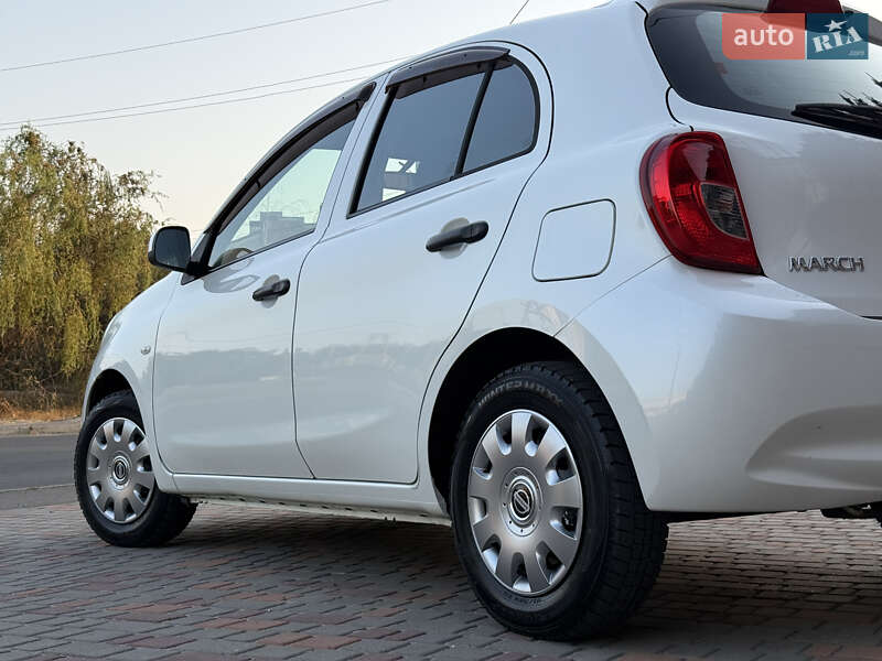 Хэтчбек Nissan Micra 2015 в Одессе