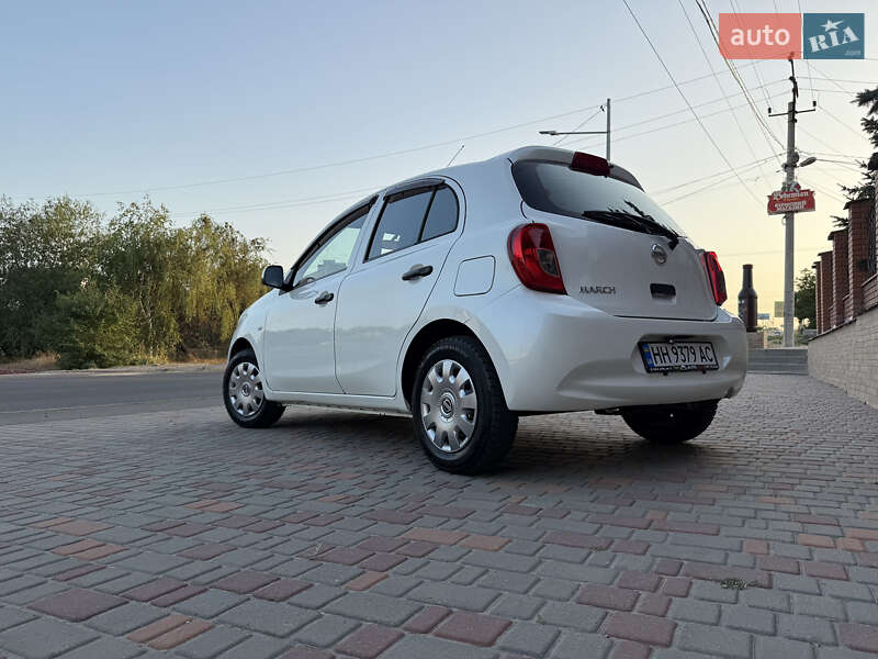 Хэтчбек Nissan Micra 2015 в Одессе