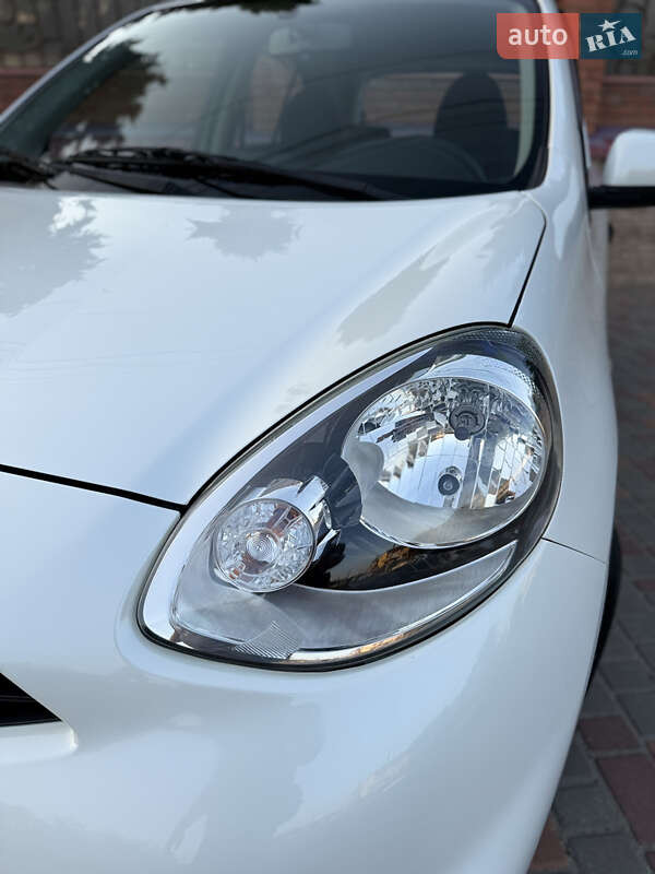 Хэтчбек Nissan Micra 2015 в Одессе