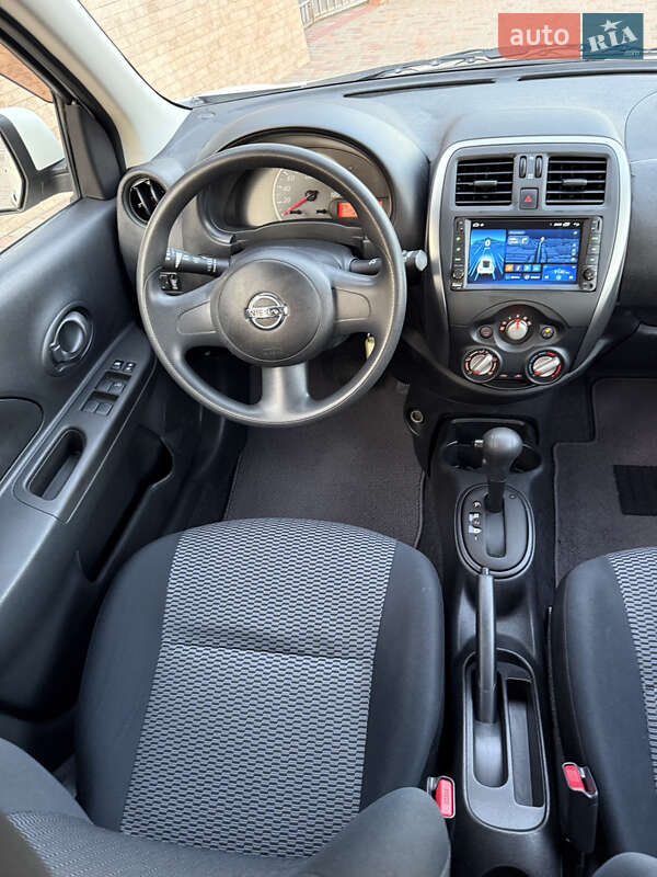 Хэтчбек Nissan Micra 2015 в Одессе