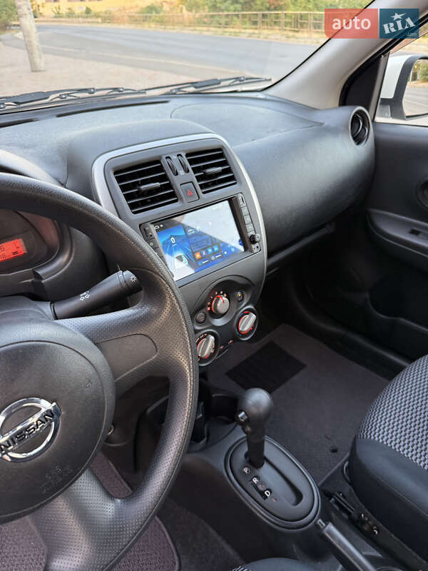 Хэтчбек Nissan Micra 2015 в Одессе