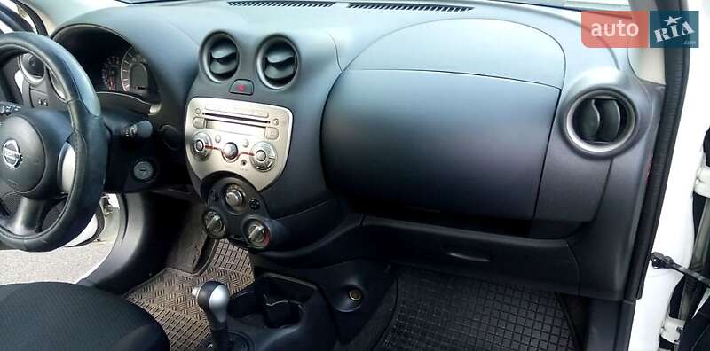 Хэтчбек Nissan Micra 2011 в Одессе
