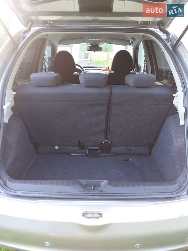 Хетчбек Nissan Micra 2010 в Івано-Франківську