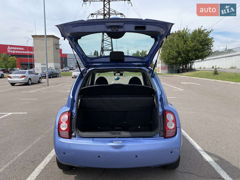 Хэтчбек Nissan Micra 2005 в Киеве