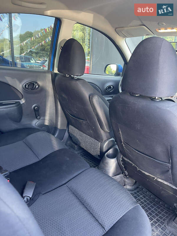 Хетчбек Nissan Micra 2011 в Чернівцях