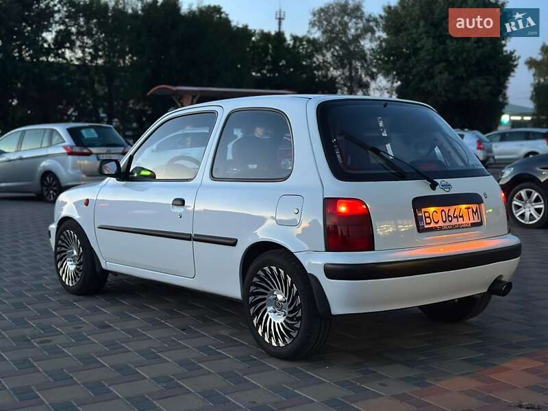 Хетчбек Nissan Micra 1997 в Чорноморську