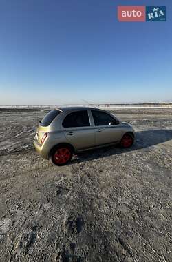 Хэтчбек Nissan Micra 2005 в Одессе