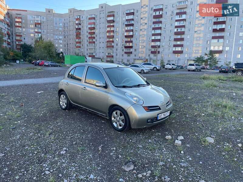 Хетчбек Nissan Micra 2003 в Дніпрі